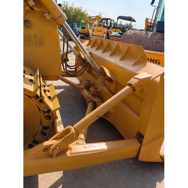 2023 Caterpillar D6G-43893678