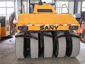 Image for PNEUMATIC ROLLERS 2012 SANY SPR300