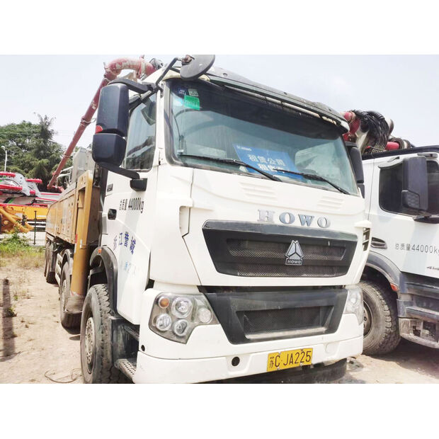 2019 HOWO HB52V-43894414