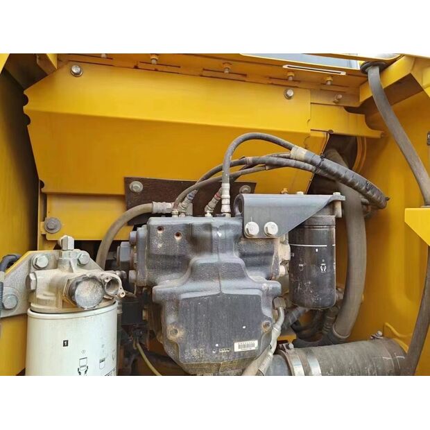 2020 Komatsu PC200-8-43894687