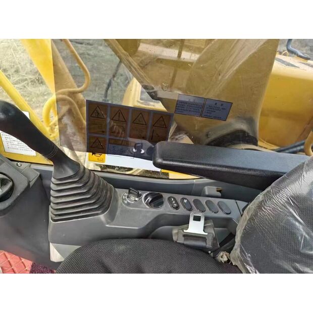 2020 Komatsu PC200-8-43894690