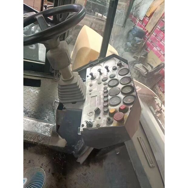 2010 HAMM HD110-43894742