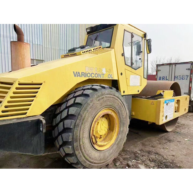 2010 BOMAG BW219-43894816