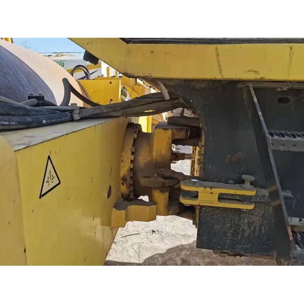 2010 BOMAG BW219-43894822