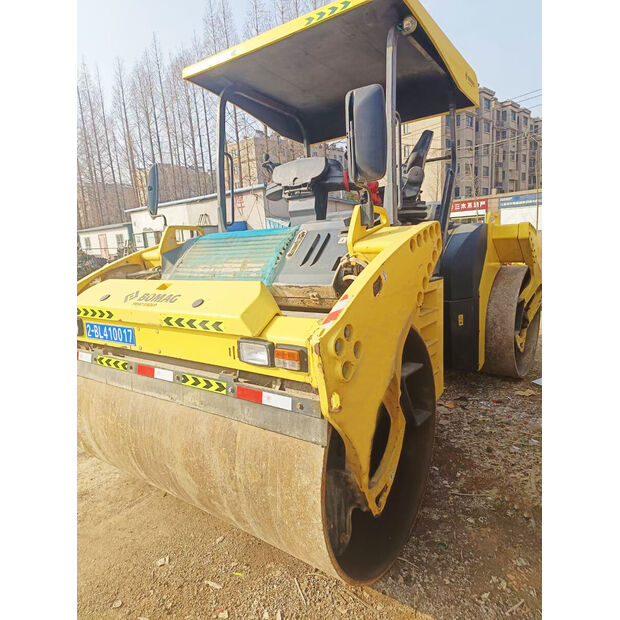 2015 BOMAG BW203-43894836