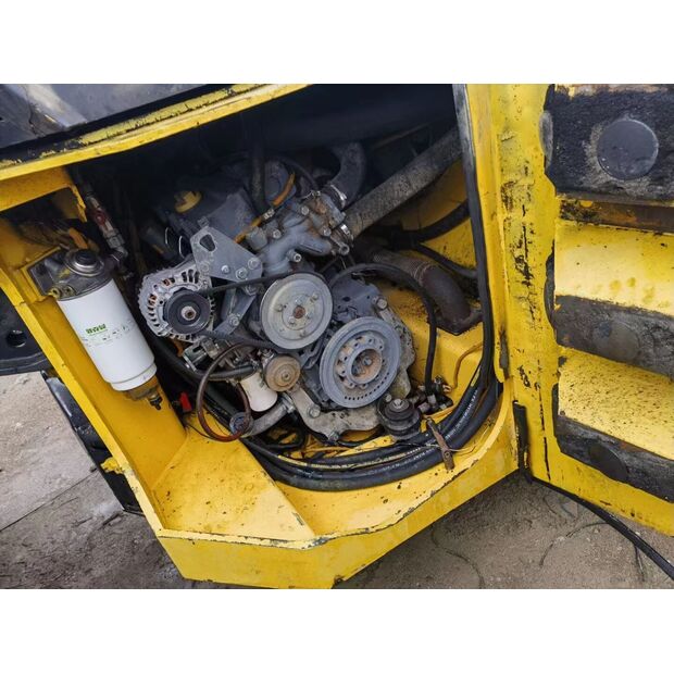 2010 BOMAG BW203-43894844