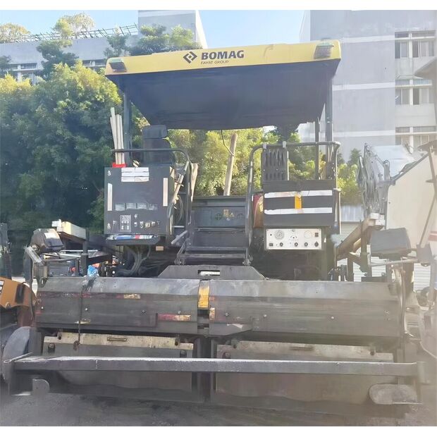 2017 BOMAG BF800C-43894853