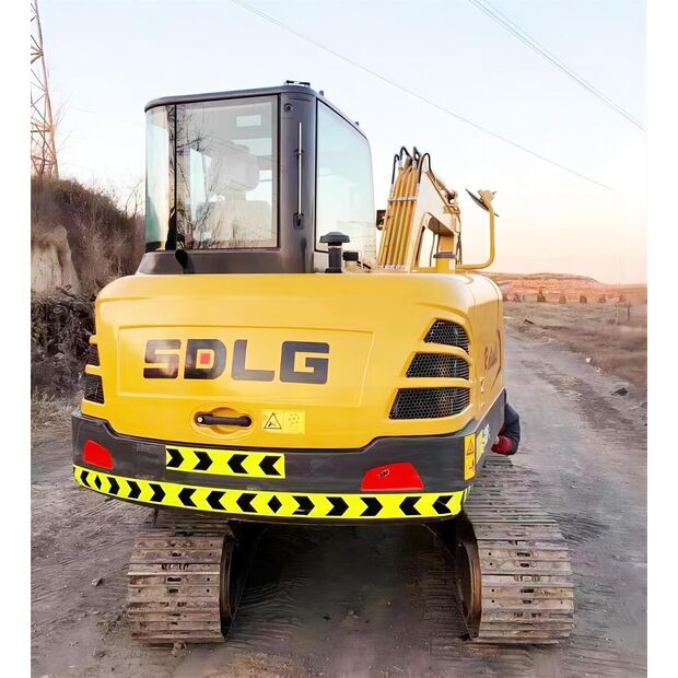 2022 SDLG E660F-43894885