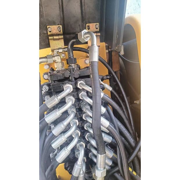 2016 XCMG XE60CA-43894939