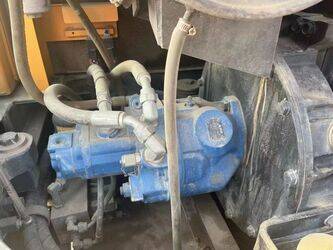 2016-hyundai-r60-43895015