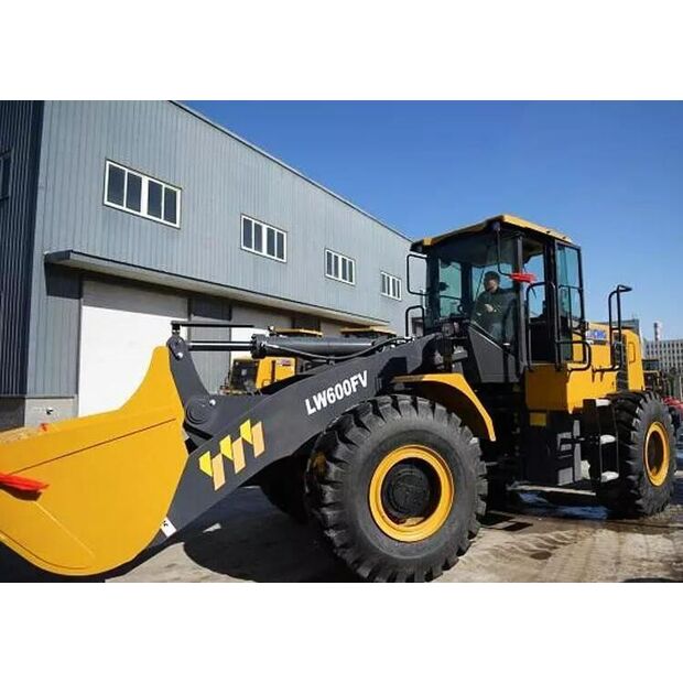 2018 اكس سي ام جي LW600HV-43895077