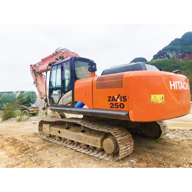 2018 هيتاشى ZX250-5A-43895216