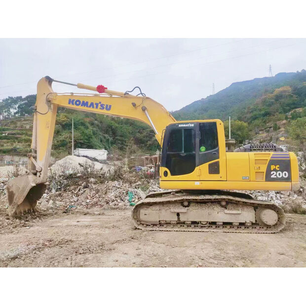 2019 Komatsu PC200-8MO-43895272