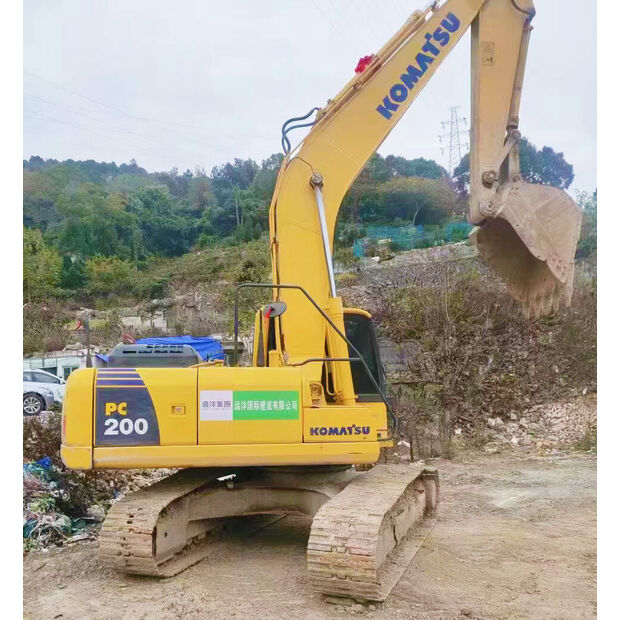 2019 Komatsu PC200-8MO-43895273