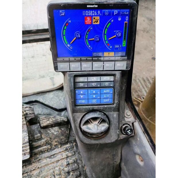 2019 Komatsu PC200-8MO-43895279