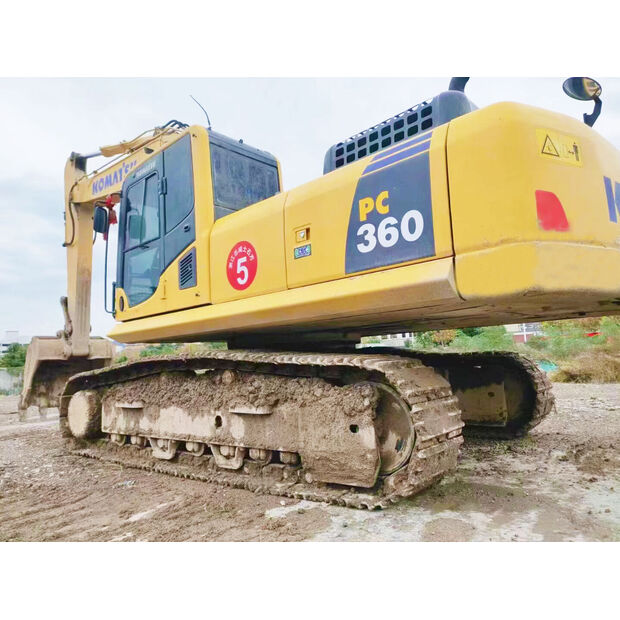 2018 Komatsu PC360-8MO-43895281