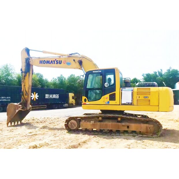 2018 Komatsu PC220-8MO-43895289