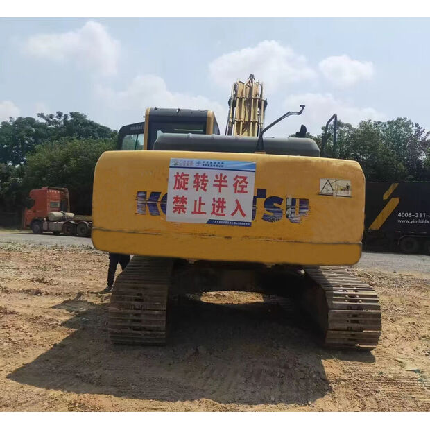 2018 Komatsu PC220-8MO-43895291