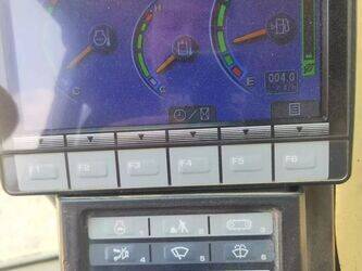 2018-komatsu-pc220-8mo-1387908-43895295