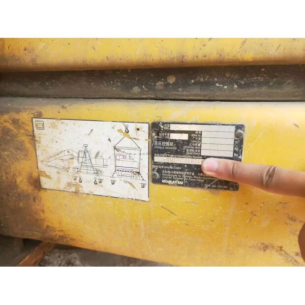 2018 Komatsu PC220-8MO-43895296