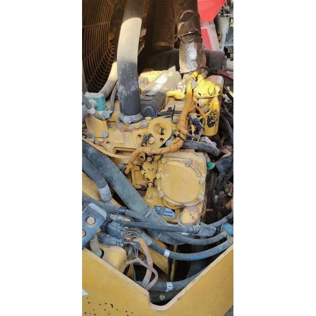 2012 كاتربيلر CB534DXW-43895846