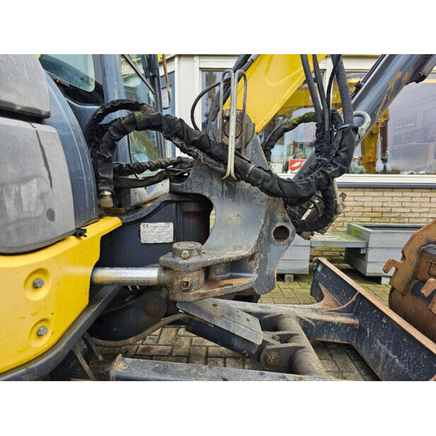 2014 هيتاشى ZX65USB-5A-43896189