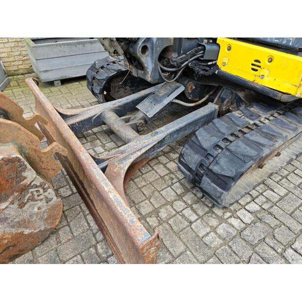 2014 هيتاشى ZX65USB-5A-43896195