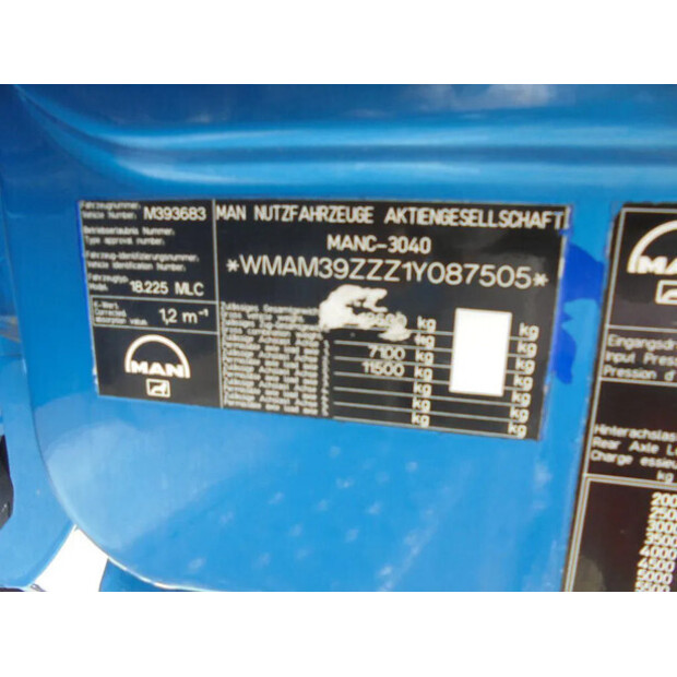 2001 مان 12.225-43896263