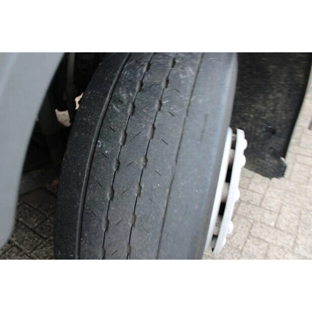 2011 Renault Premium 460-43896400