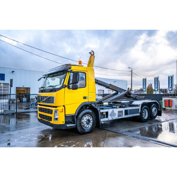 2009 فولفو FM400-43896487