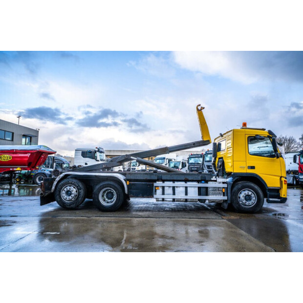 2009 فولفو FM400-43896489