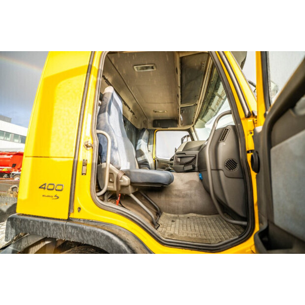 2009 فولفو FM400-43896504