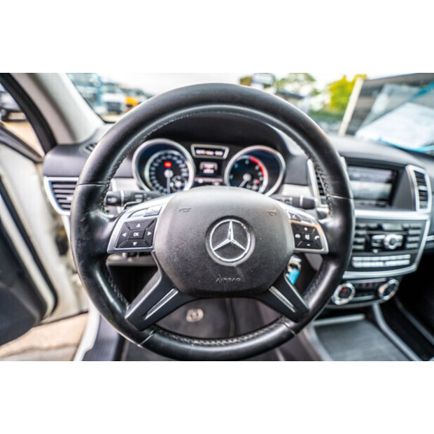 2014 إم أو إل 12M3-43896840