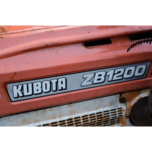 KUBOTA ZB1200-43896876