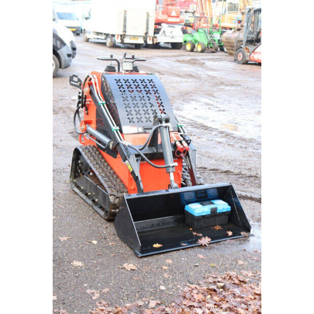 2025 RY T360-43897413