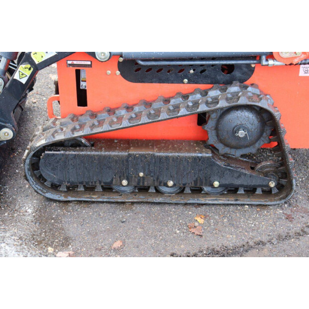 2025 RY T360-43897420