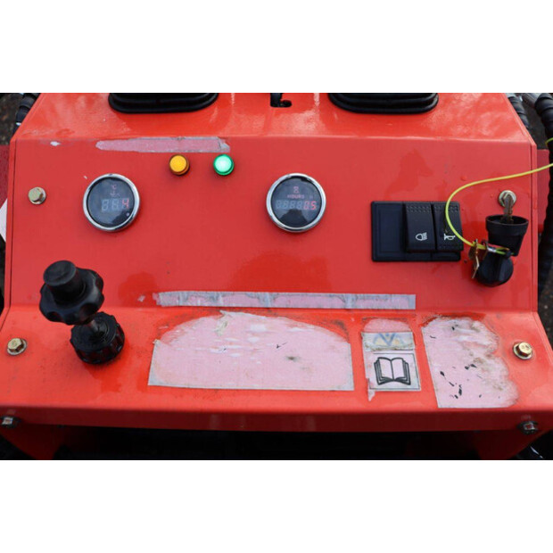 2025 RY T360-43897429