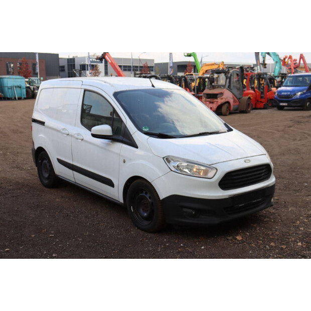 Ford Transit Courier-43897724