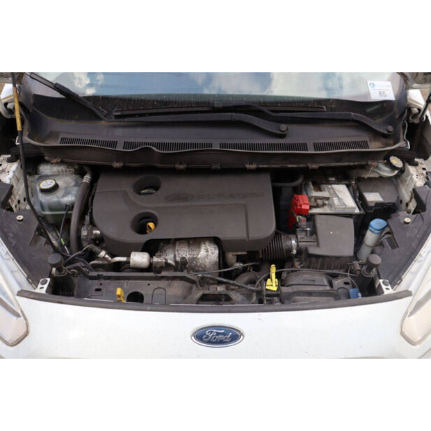 Ford Transit Courier-43897759