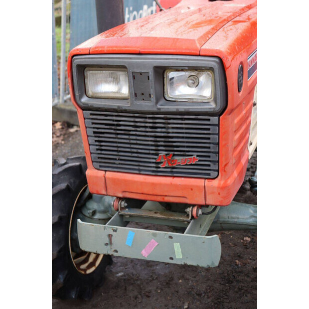 يانمار YM2220D-43898229