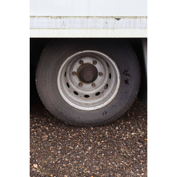 2017 فيلدهايزن P46-1-43898267