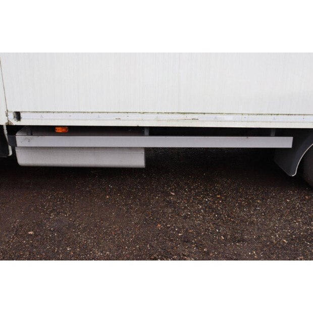 2017 فيلدهايزن P46-1-43898270