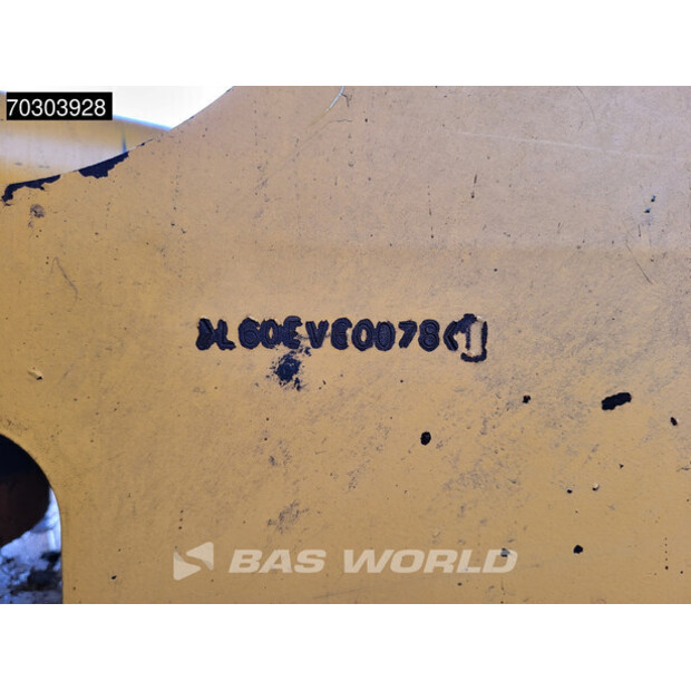 2003 فولفو L60E-43898447