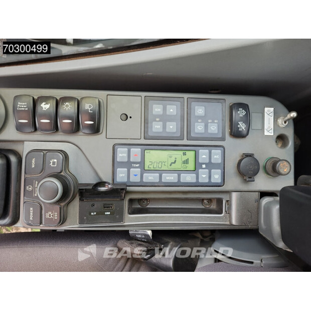 2017 دووسان DX235LCR-5-43898652