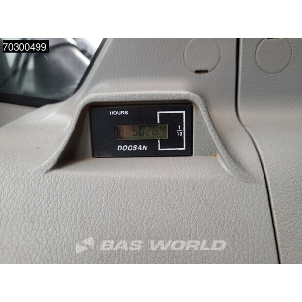 2017 دووسان DX235LCR-5-43898655