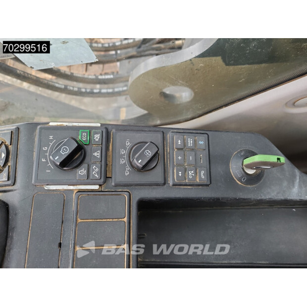 2018 Volvo EC300EL-43899110