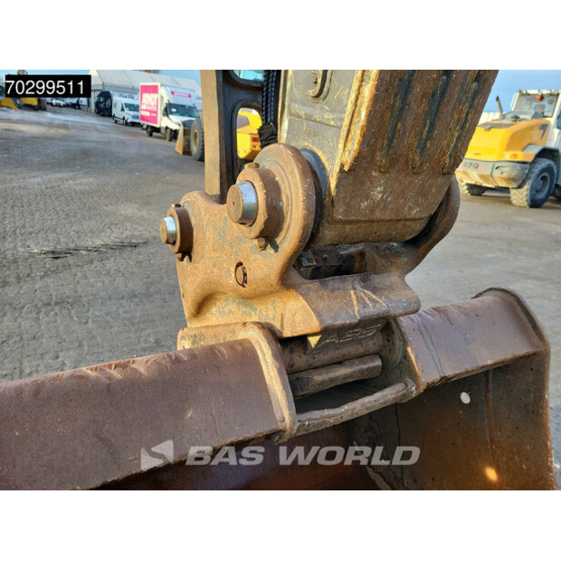 2017 Volvo EC220EL-43899171