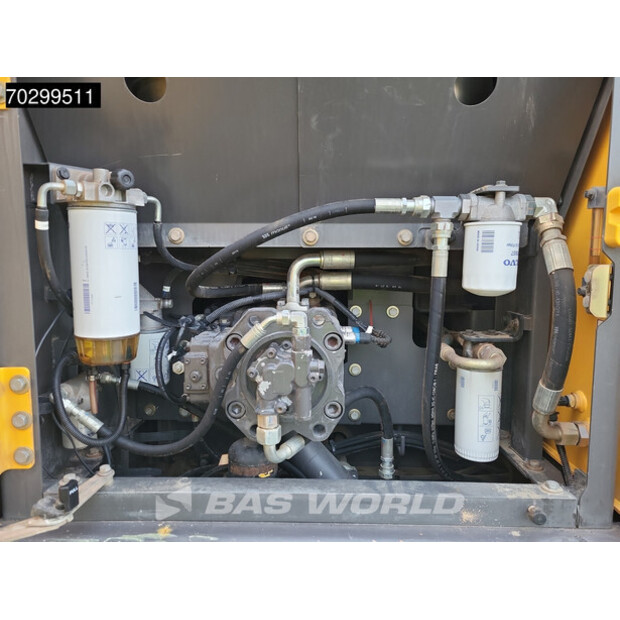 2017 Volvo EC220EL-43899179