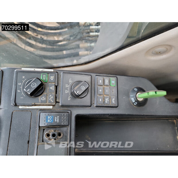 2017 Volvo EC220EL-43899196