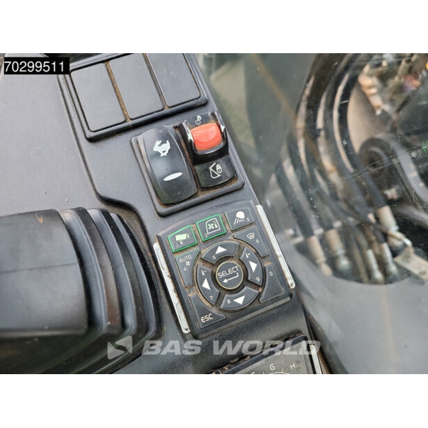 2017 Volvo EC220EL-43899197